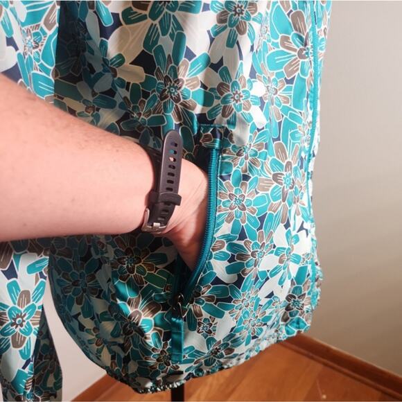 THE NORTH FACE Novelty Flurry Jacket, Size Youth XL - Picture 10 of 12